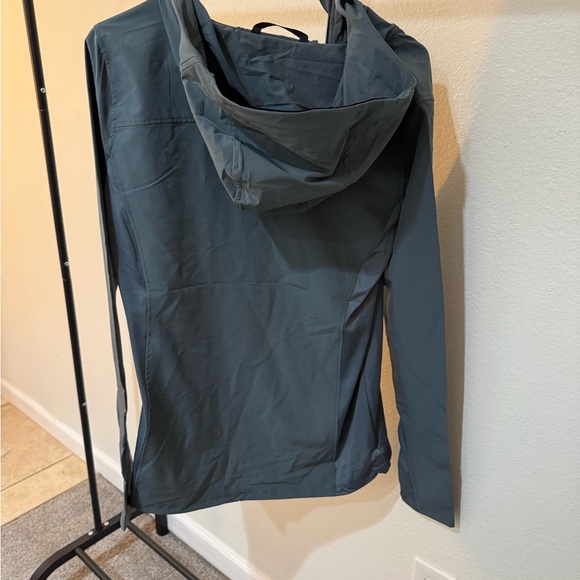 Gray soft shell weather resistant jacket - Picture 2 of 7